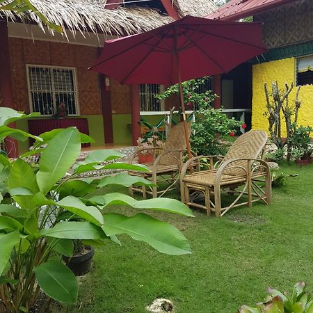 Traville Huts Palm Beach Inn بنغلاو المظهر الخارجي الصورة