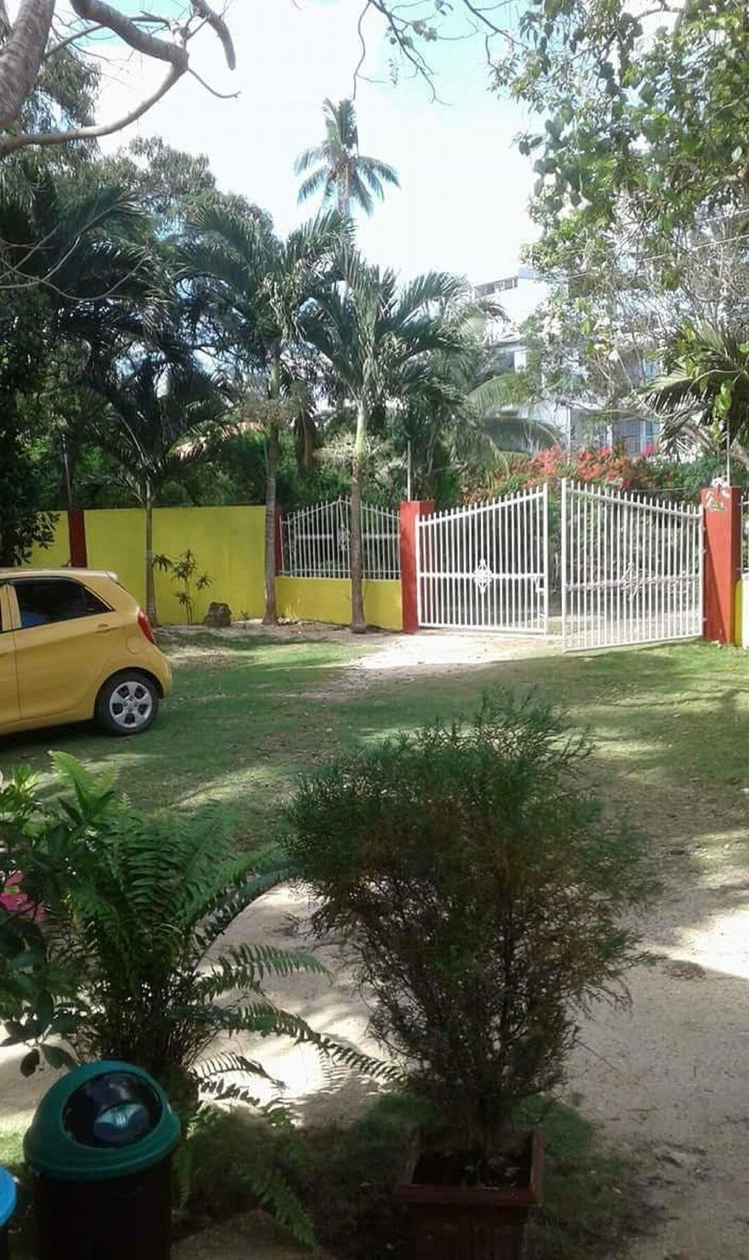 Traville Huts Palm Beach Inn بنغلاو المظهر الخارجي الصورة
