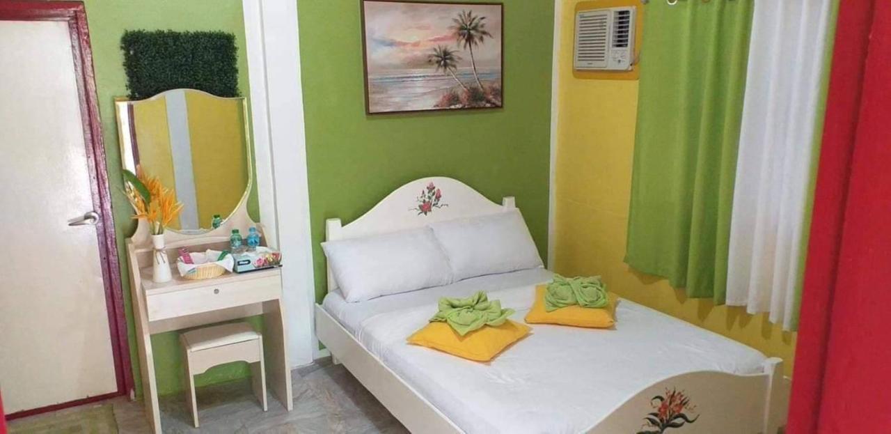 Traville Huts Palm Beach Inn بنغلاو المظهر الخارجي الصورة
